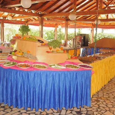 Ostello Ares Kemer