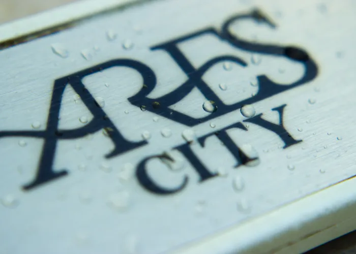 Ares