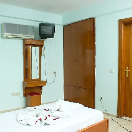 Hostel Ares *