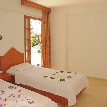 Hostel Ares *